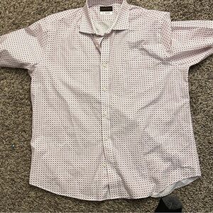 Casual Pink Button Down Shirt with Short Sleeves and Checkered Pattern